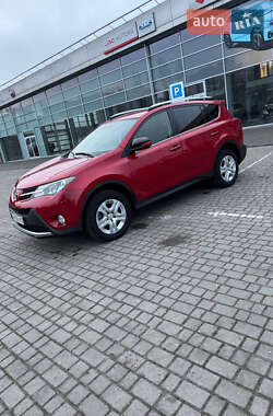 Позашляховик / Кросовер Toyota RAV4 2014 в Дніпрі