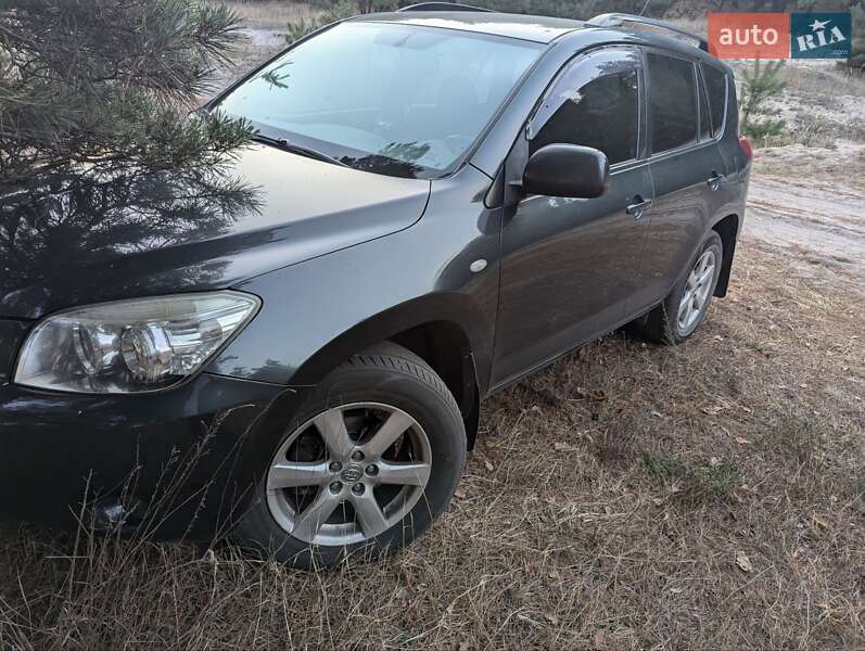 Позашляховик / Кросовер Toyota RAV4 2008 в Павлограді