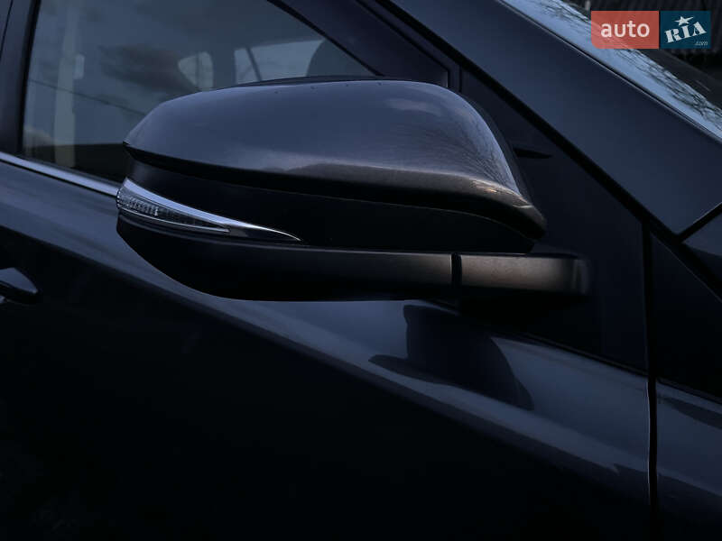 Позашляховик / Кросовер Toyota RAV4 2013 в Дрогобичі