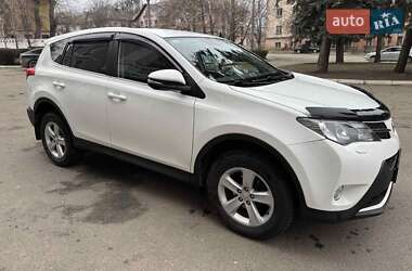 Внедорожник / Кроссовер Toyota RAV4 2013 в 