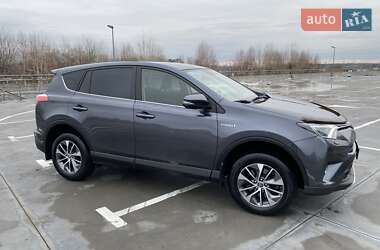 Позашляховик / Кросовер Toyota RAV4 2018 в Києві