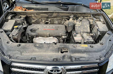 Внедорожник / Кроссовер Toyota RAV4 2008 в Киеве