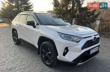 Позашляховик / Кросовер Toyota RAV4 2019 в Чернівцях