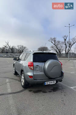 Внедорожник / Кроссовер Toyota RAV4 2007 в Черновцах