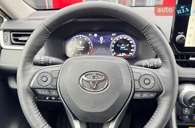 Позашляховик / Кросовер Toyota RAV4 2023 в Івано-Франківську