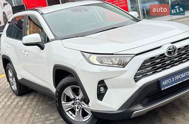 Позашляховик / Кросовер Toyota RAV4 2023 в Івано-Франківську