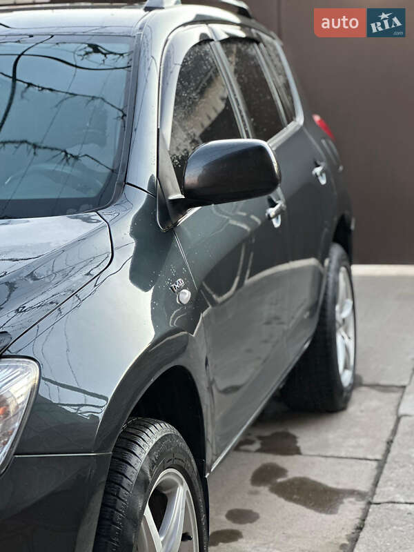 Позашляховик / Кросовер Toyota RAV4 2007 в Хусті