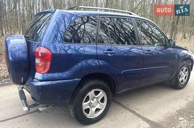 Позашляховик / Кросовер Toyota RAV4 2002 в Рівному