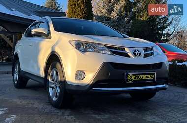 Внедорожник / Кроссовер Toyota RAV4 2015 в Львове