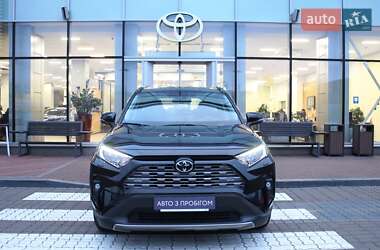 Внедорожник / Кроссовер Toyota RAV4 2022 в Киеве