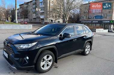 Внедорожник / Кроссовер Toyota RAV4 2019 в Запорожье