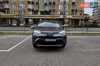 Внедорожник / Кроссовер Toyota RAV4 2016 в Киеве