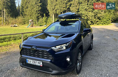 Позашляховик / Кросовер Toyota RAV4 2023 в Києві