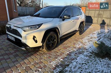 Внедорожник / Кроссовер Toyota RAV4 2019 в Новомосковске