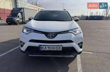 Внедорожник / Кроссовер Toyota RAV4 2016 в Киеве