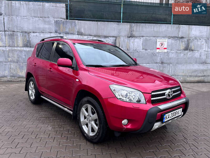 Позашляховик / Кросовер Toyota RAV4 2008 в Києві