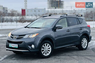 Внедорожник / Кроссовер Toyota RAV4 2014 в Киеве