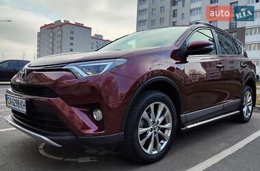 Внедорожник / Кроссовер Toyota RAV4 2015 в Киеве