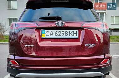 Внедорожник / Кроссовер Toyota RAV4 2015 в Киеве