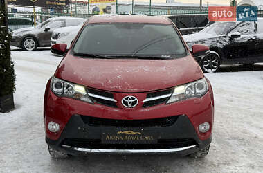 Внедорожник / Кроссовер Toyota RAV4 2013 в 