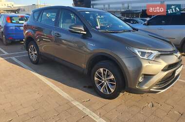 Позашляховик / Кросовер Toyota RAV4 2017 в Житомирі