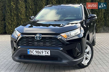 Внедорожник / Кроссовер Toyota RAV4 2021 в Самборе