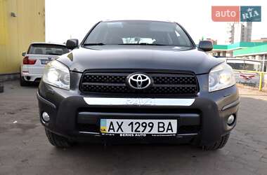 Позашляховик / Кросовер Toyota RAV4 2006 в Львові