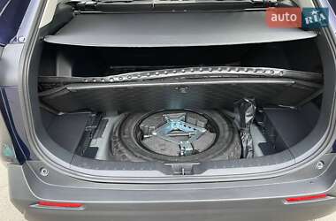 Внедорожник / Кроссовер Toyota RAV4 2020 в 
