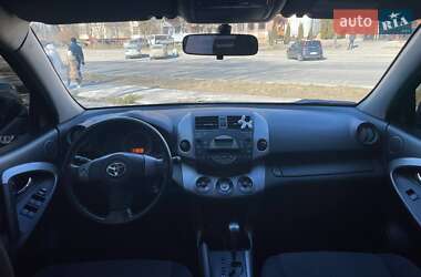 Позашляховик / Кросовер Toyota RAV4 2006 в Львові