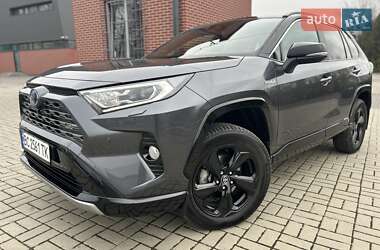 Внедорожник / Кроссовер Toyota RAV4 2020 в Львове