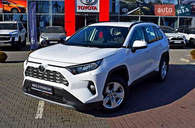 Внедорожник / Кроссовер Toyota RAV4 2020 в Житомире