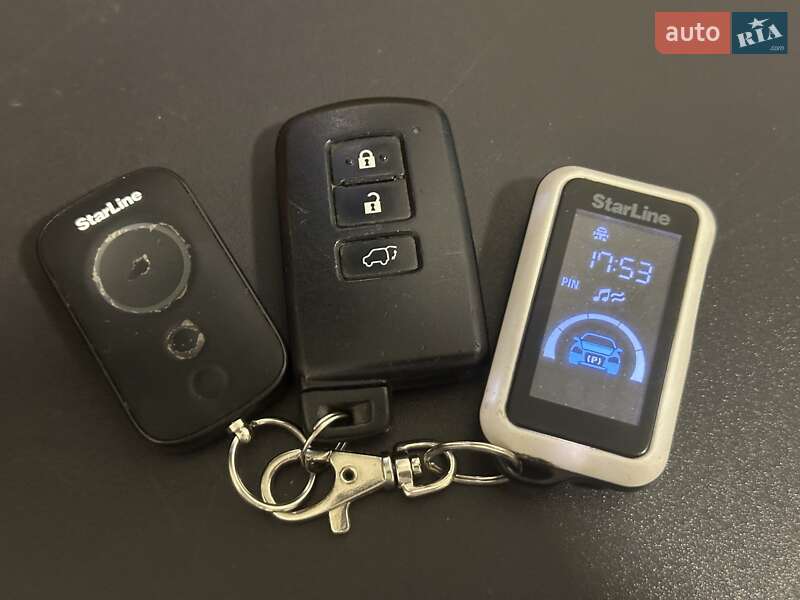 Позашляховик / Кросовер Toyota RAV4 2013 в Хмельницькому фото 29 Позашляховик / Кросовер Toyota RAV4 2013 в Хмельницькому