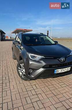 Внедорожник / Кроссовер Toyota RAV4 2016 в Одессе