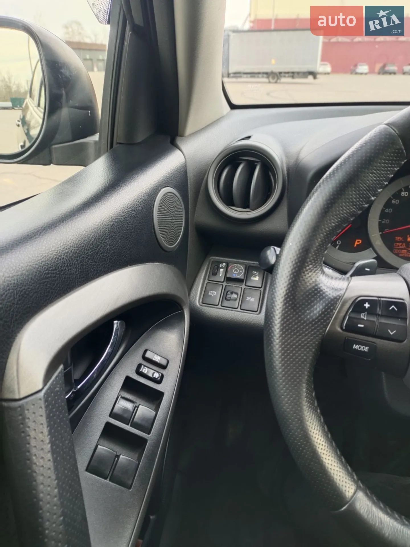 2012 Toyota RAV 4 - мініатюра 12