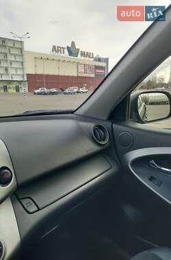 Позашляховик / Кросовер Toyota RAV4 2012 в Києві