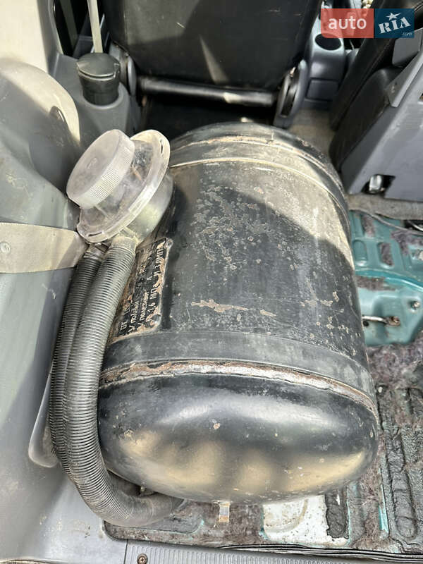 Внедорожник / Кроссовер Toyota RAV4 1995 в Николаеве