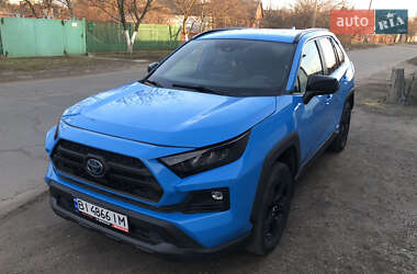 Внедорожник / Кроссовер Toyota RAV4 2019 в Кременчуге