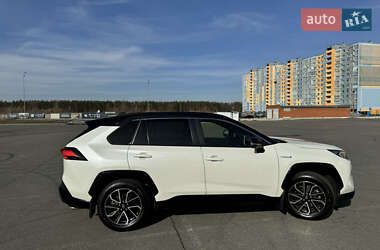 Позашляховик / Кросовер Toyota RAV4 2020 в Києві