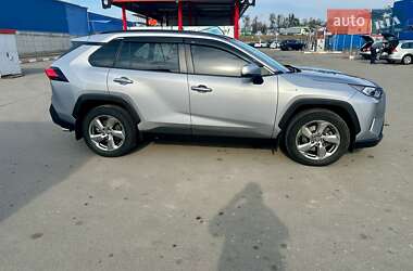 Внедорожник / Кроссовер Toyota RAV4 2020 в Виннице