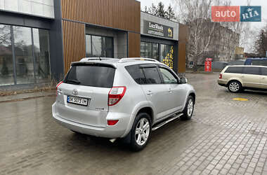 Позашляховик / Кросовер Toyota RAV4 2009 в Березному