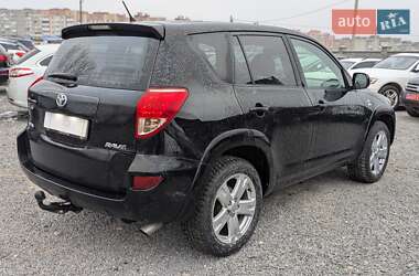 Внедорожник / Кроссовер Toyota RAV4 2007 в Ровно