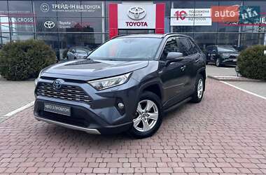 Внедорожник / Кроссовер Toyota RAV4 2021 в Хмельницком