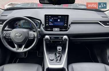 Позашляховик / Кросовер Toyota RAV4 2021 в Хмельницькому