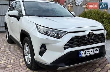 Toyota RAV4 2021
