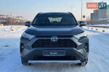 Позашляховик / Кросовер Toyota RAV4 2021 в Києві