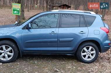 Внедорожник / Кроссовер Toyota RAV4 2007 в 