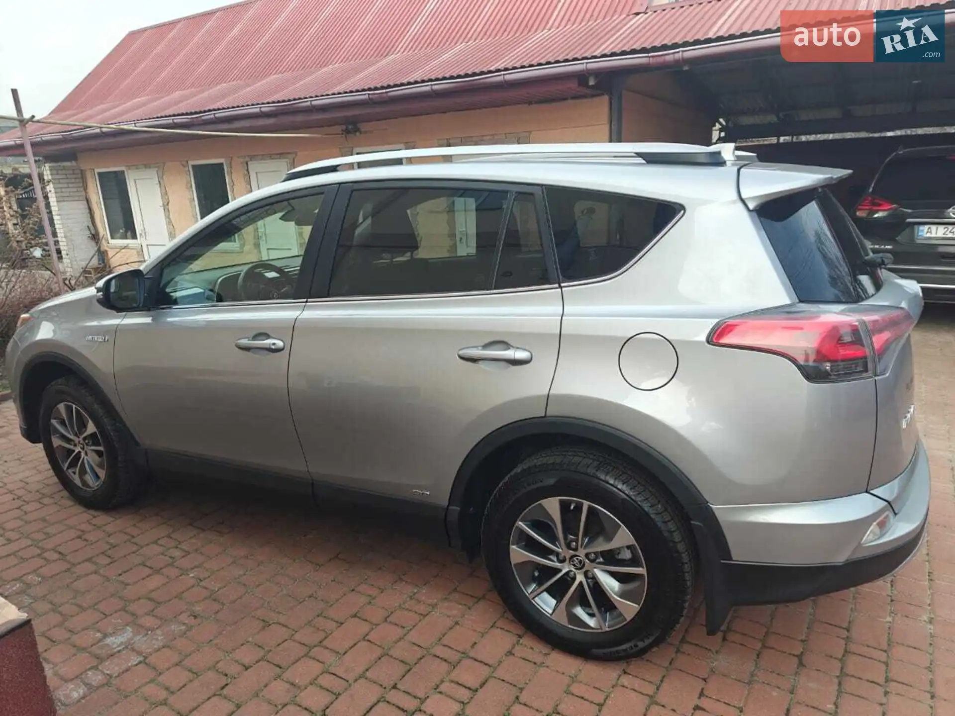 2017 Toyota RAV 4 - мініатюра 4