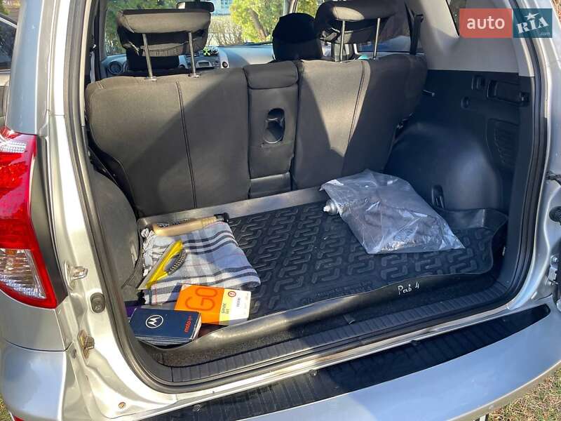 Внедорожник / Кроссовер Toyota RAV4 2007 в Киеве