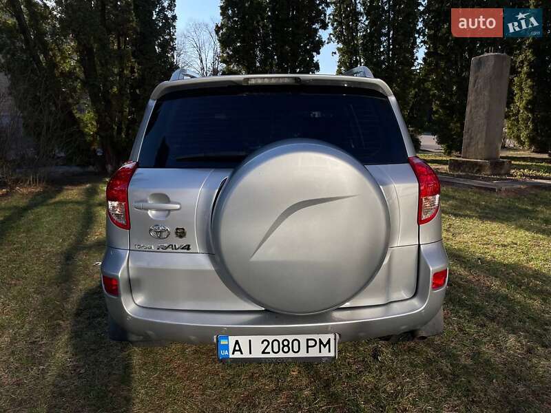 Внедорожник / Кроссовер Toyota RAV4 2007 в Киеве