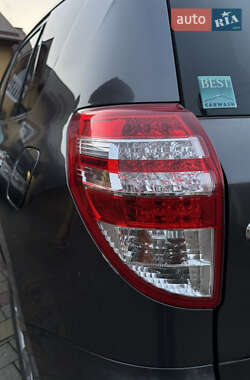 Внедорожник / Кроссовер Toyota RAV4 2009 в 